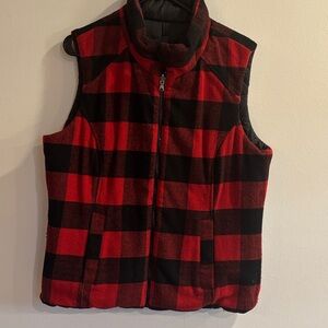 G.H. Bass & Co. Red and Black Plaid Reversible Vest.